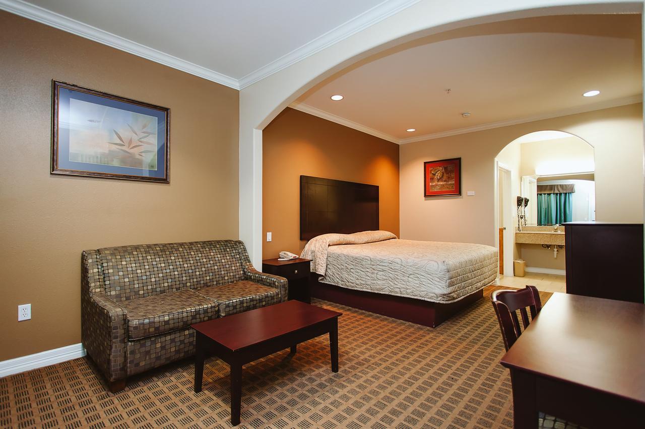 סייפרס Palace Inn Copperfield מראה חיצוני תמונה